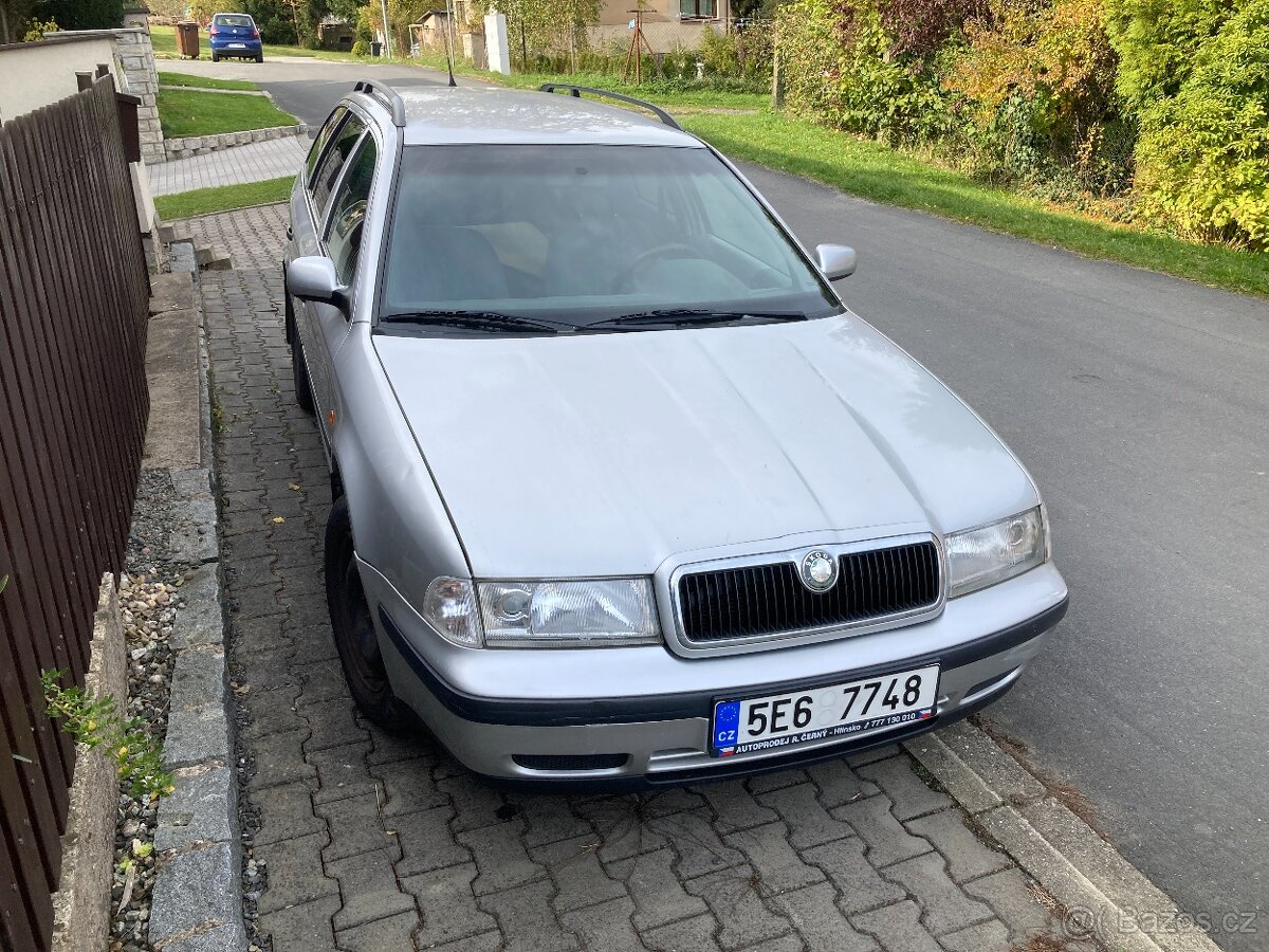 Škoda Octavia 1 Combi, 1.6i, Benzín, 74KW - 5