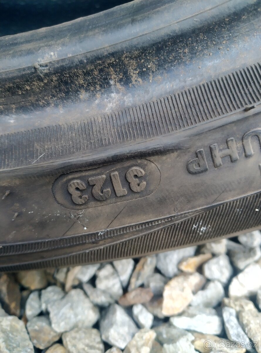 215/50/17 letní - 5