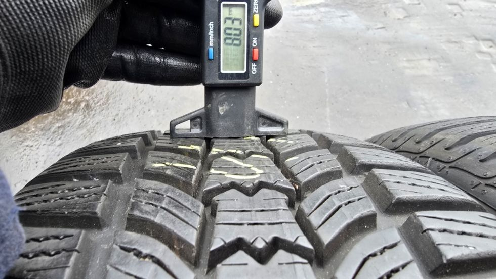 Zimní pneu 205/55/16 Sava - 5