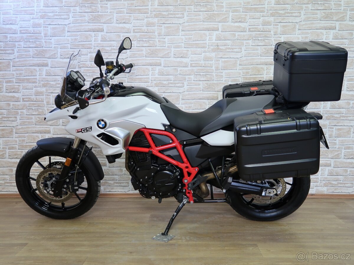 BMW F700GS 6800km, po servisu, bohatá výbava