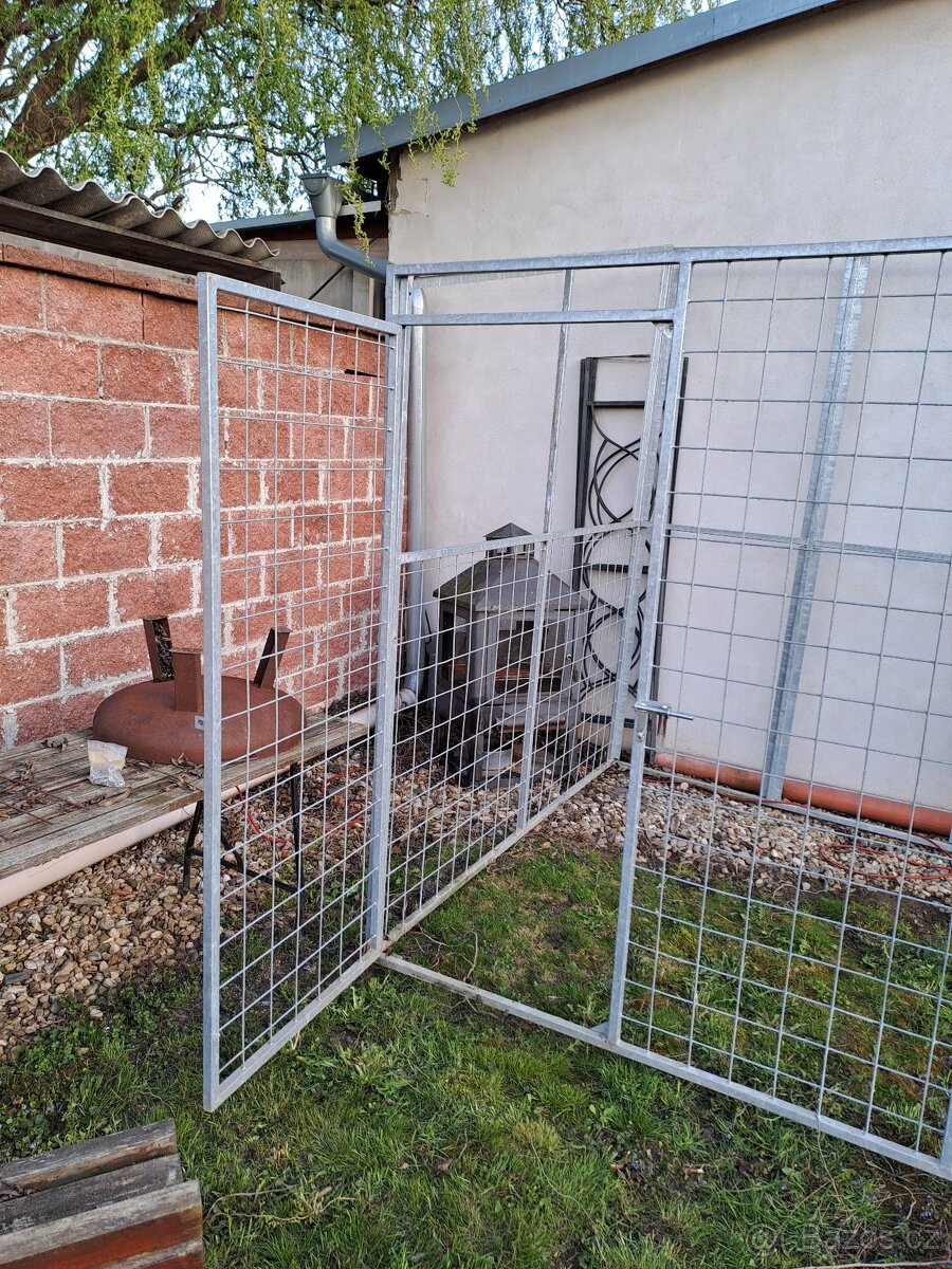 Pozinkovaný kotec pro psy - 5