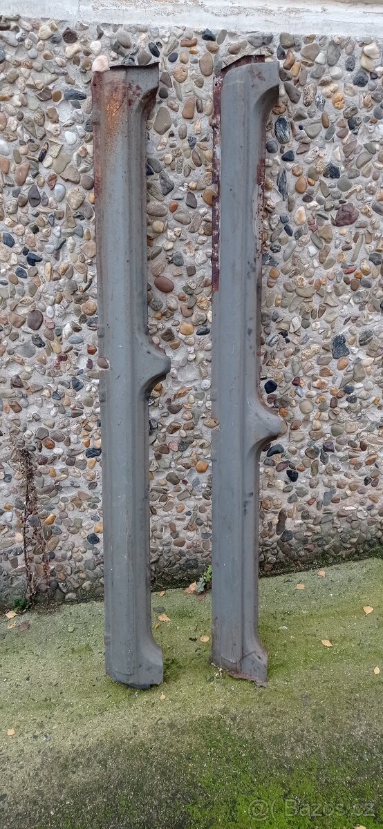 Prodám náhradní díly na škoda 1000 MB - 5