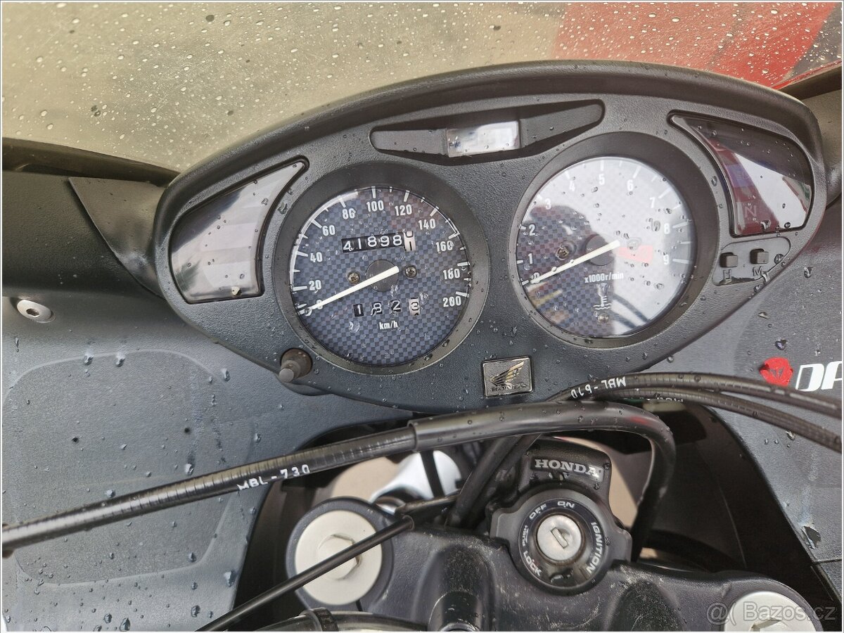 Honda NT650V Deauville - 5