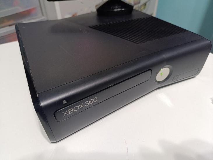 Xbox 360S 250Gb + Kinect + hry - 5