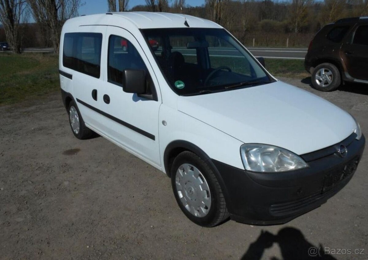 Opel Combo 1,4 66 kW Historie benzín - 5