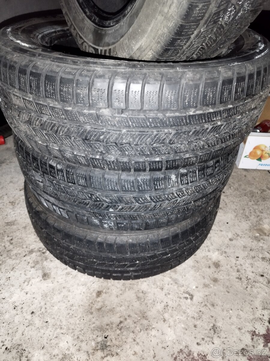 Pneu 195/65r15 - 5
