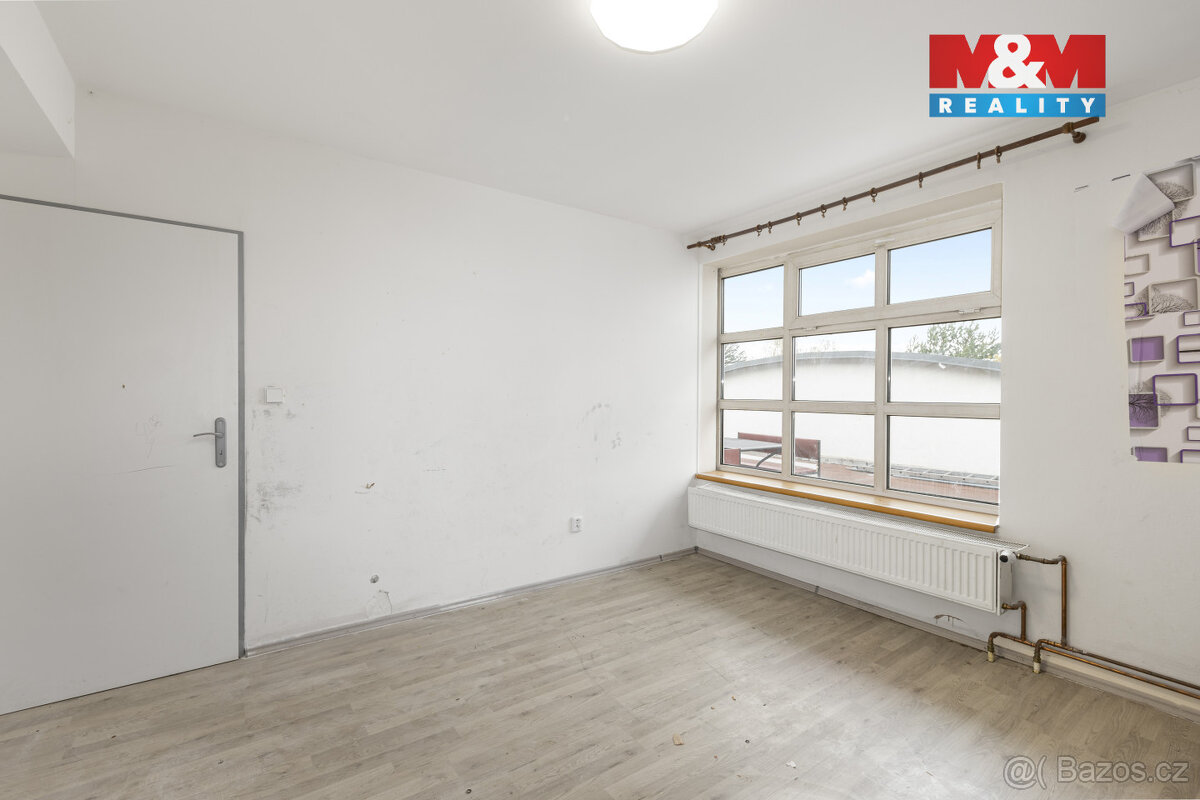 Prodej bytového domu s 10 byty a komercí, Hlinsko - 5