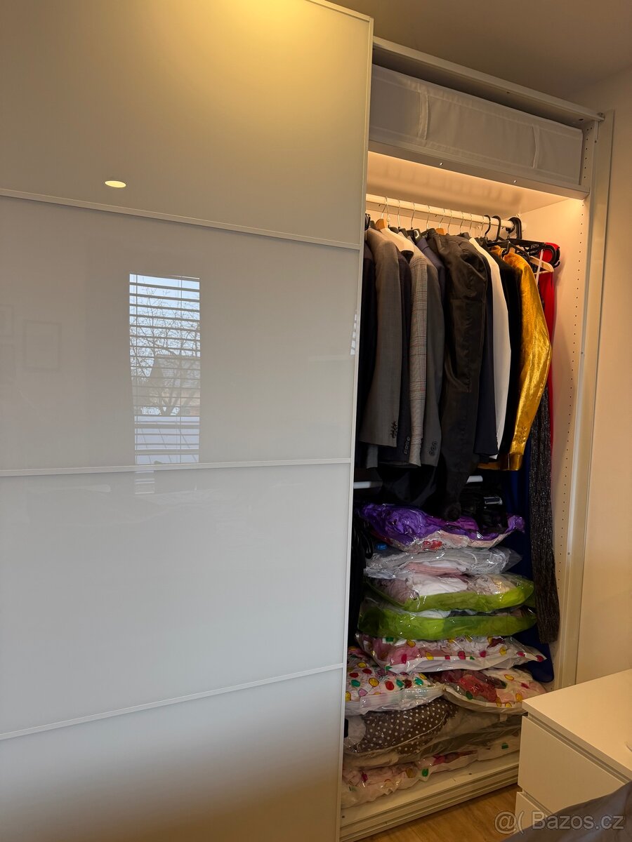 Skříň IKEA Pax - 5