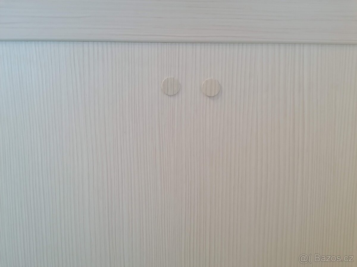 Komody, prebalovací pult - 5