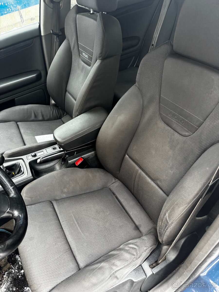 Audi a4 b6 díly - 5