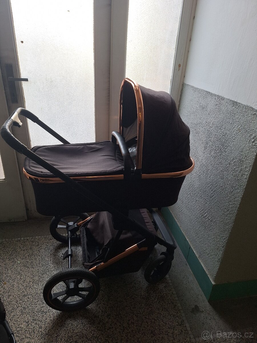 Kočárek Moon 2024 - 5