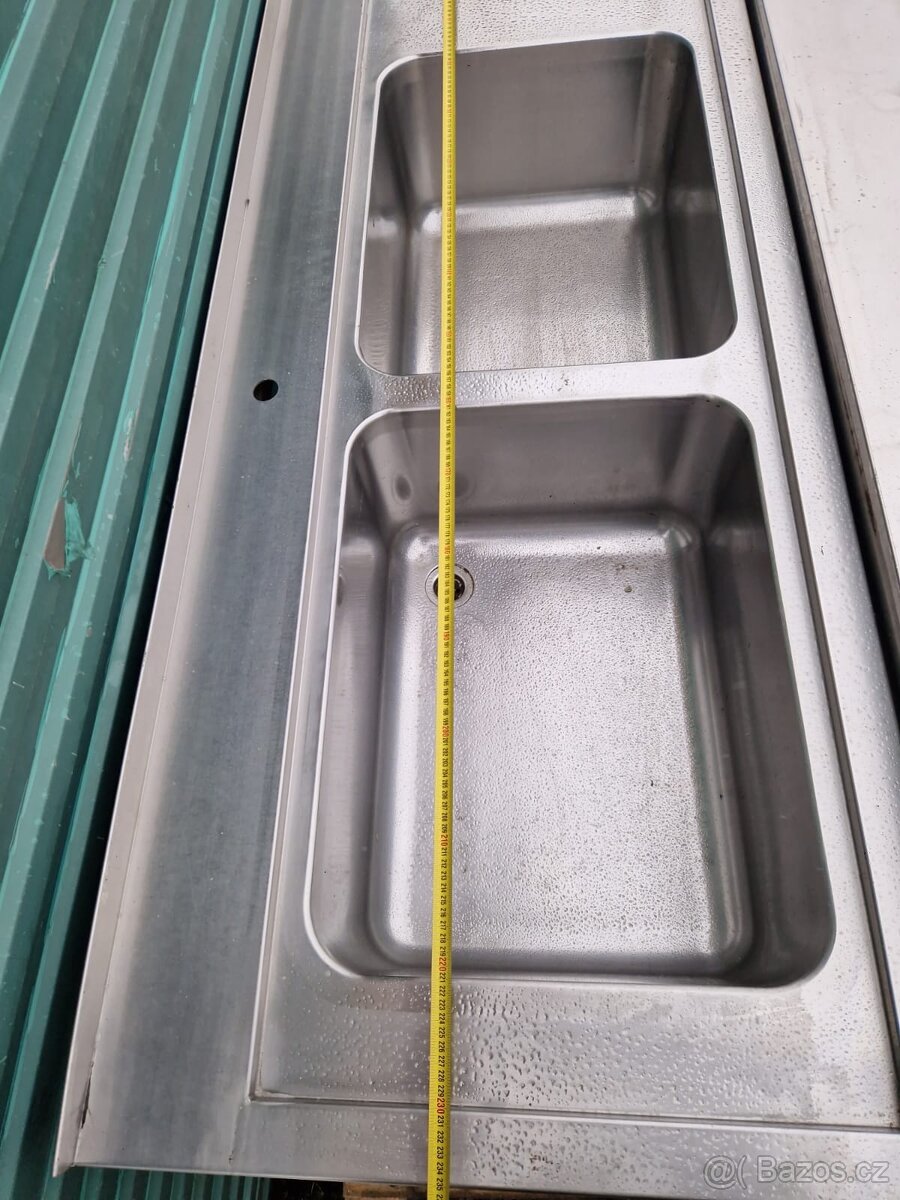 Nerezový stul dvoudřez - 5