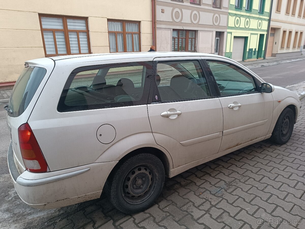 Ford Focus 1.8TDCi rv. 2003 - 5