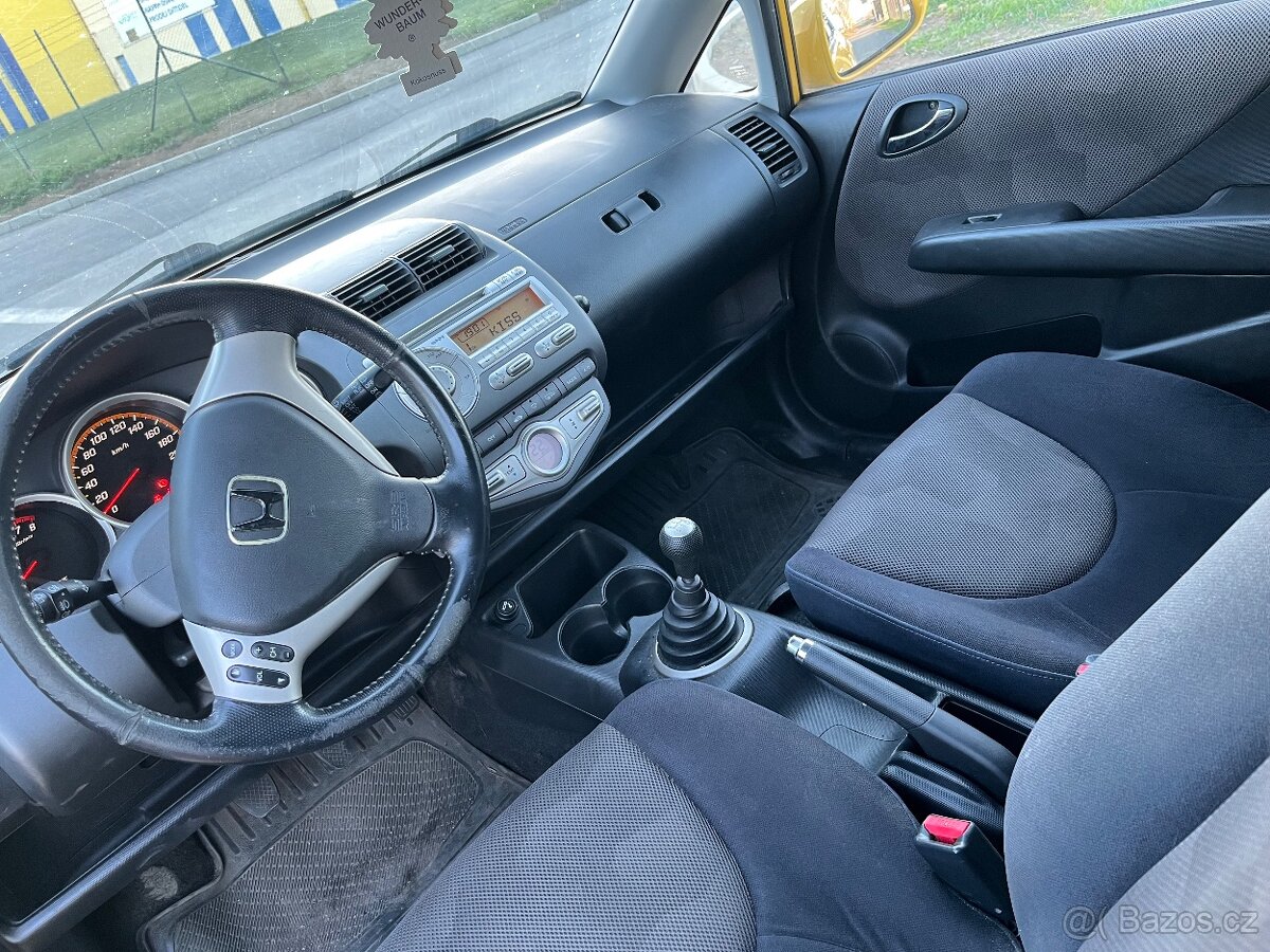 Honda Jazz 1.4 61kw. r.2005 - 5