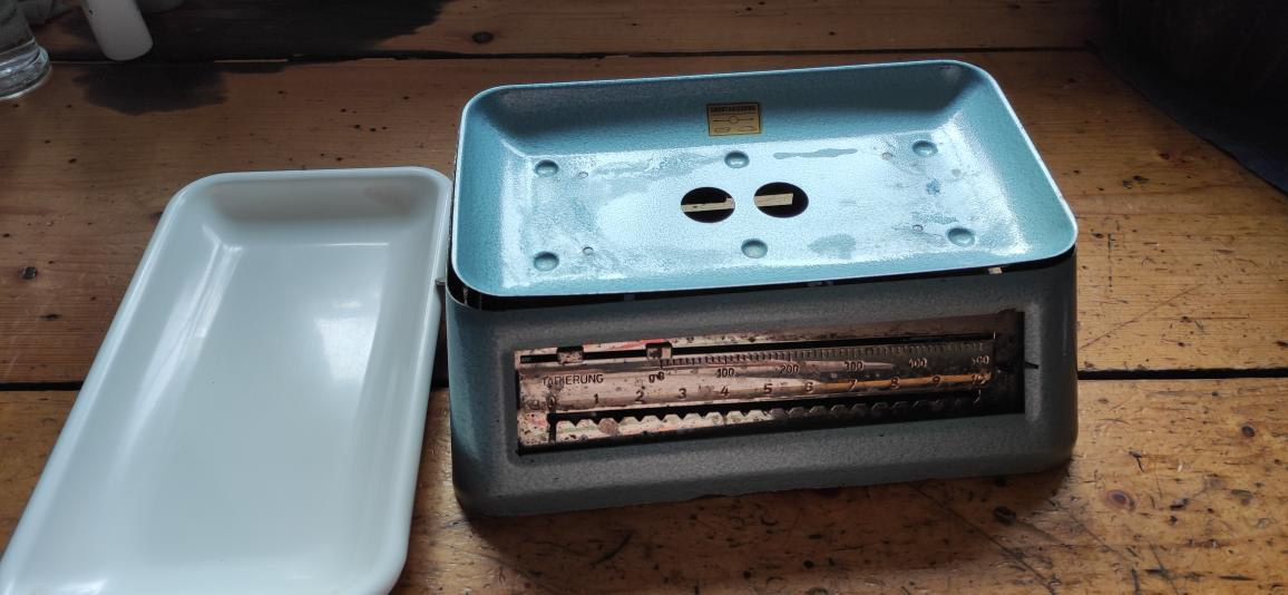 Stará kuchyňská váha - 5