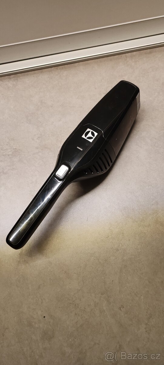Tyčový vysavač Electrolux Ergorapido - 5