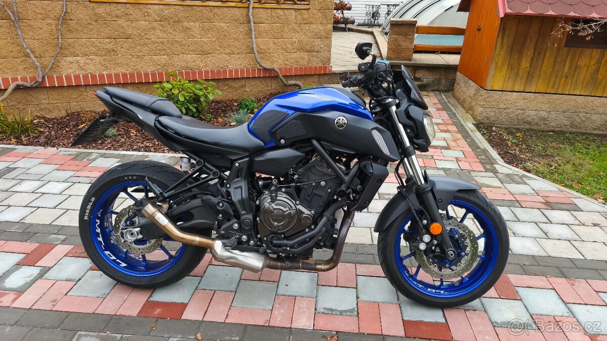 Yamaha MT-07 - 5