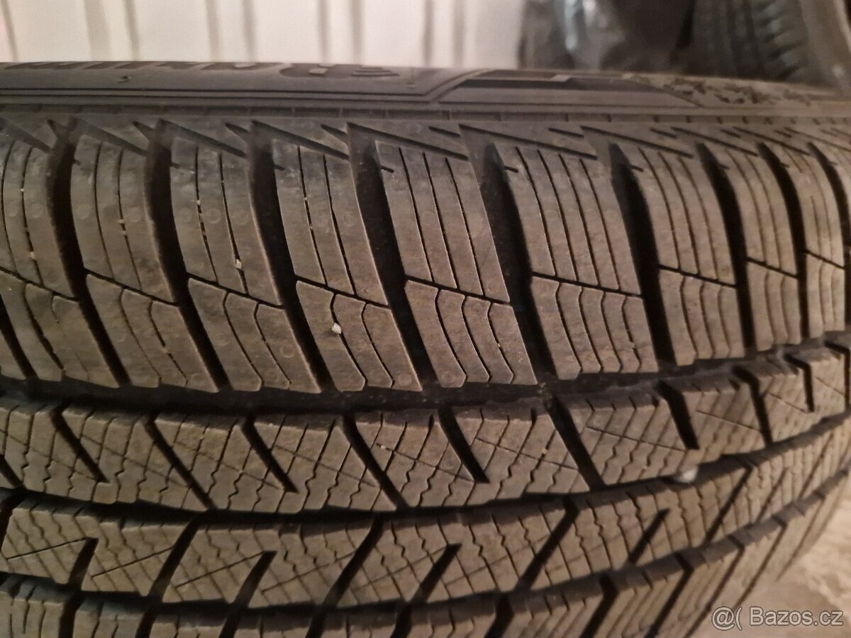 Sada Mazda ALU disků se zimními pneu 205/55 R16 - 5