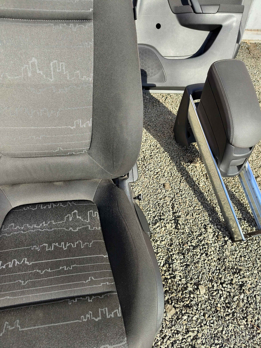 Sedačky, tapeci, loketka Meriva B - 5