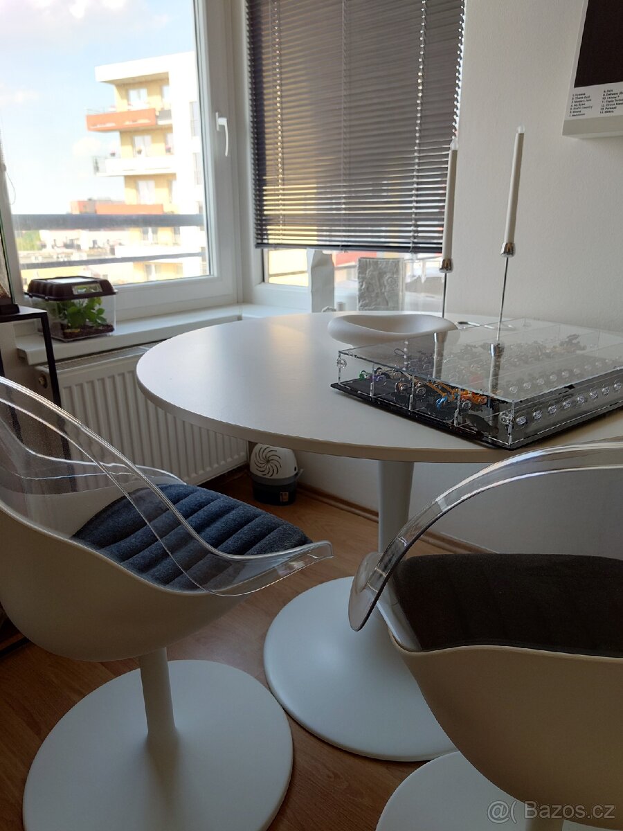 Jídelní stůl Ikea - 5