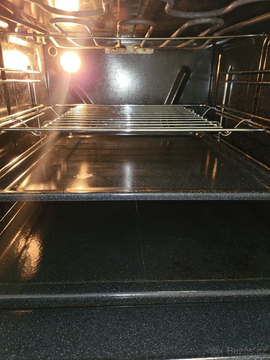 nevyužitý el. sporák, kabel 220V - 5