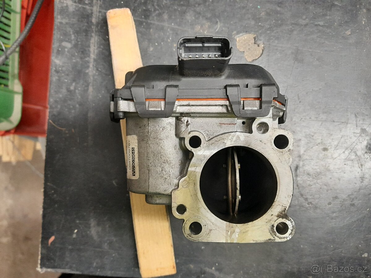 Škrtící klapka Peugeot/Citroën 1,6 HDI oem 9807238580-02 - 5