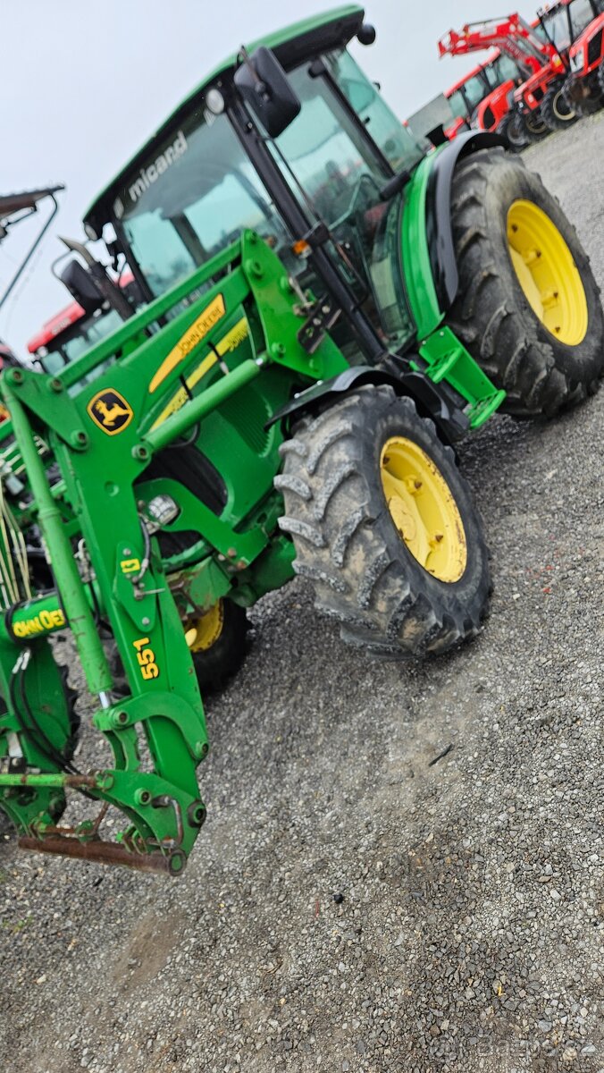 JOHN DEERE 5820R S ČELNyym nakl. 2006 - 5