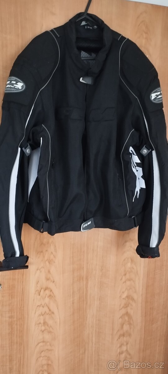 Bunda na motorku a kalhoty - 5