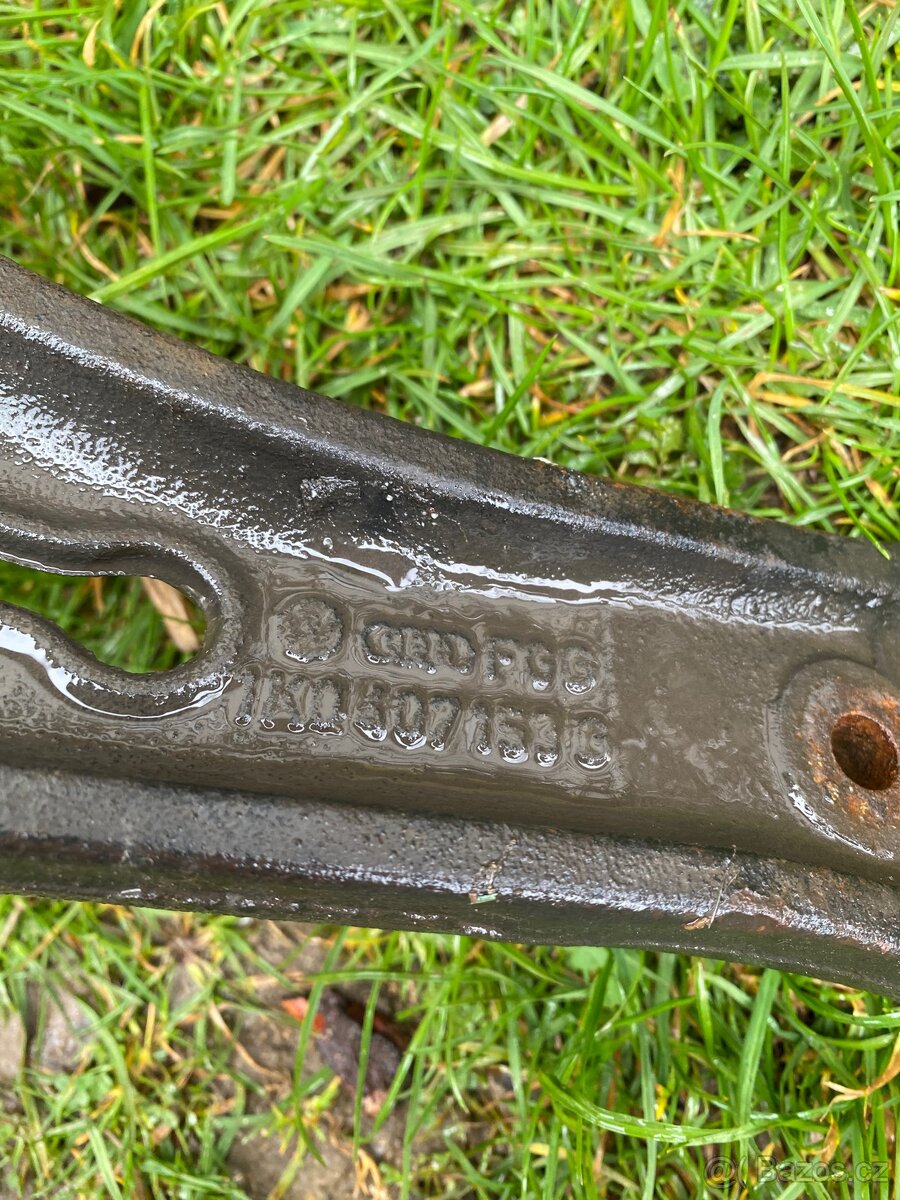 Rameno na VW Caddy nebo Touran - 5