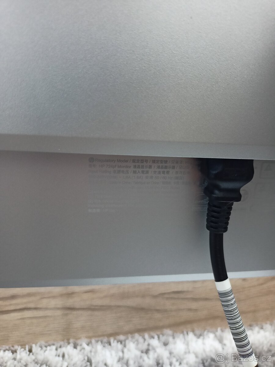 Monitor HP 724PF - 5