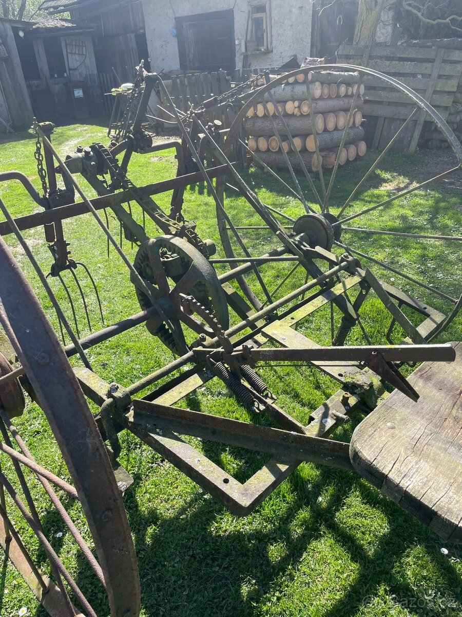 Prodám koňský obraceč - 5