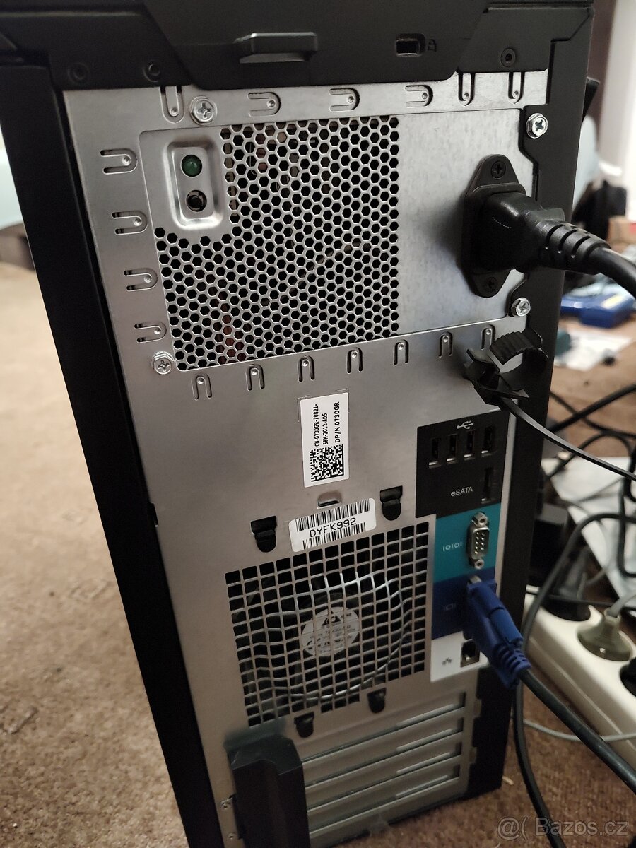 Server Dell PowerErge T110 II (Xeon ) - 5