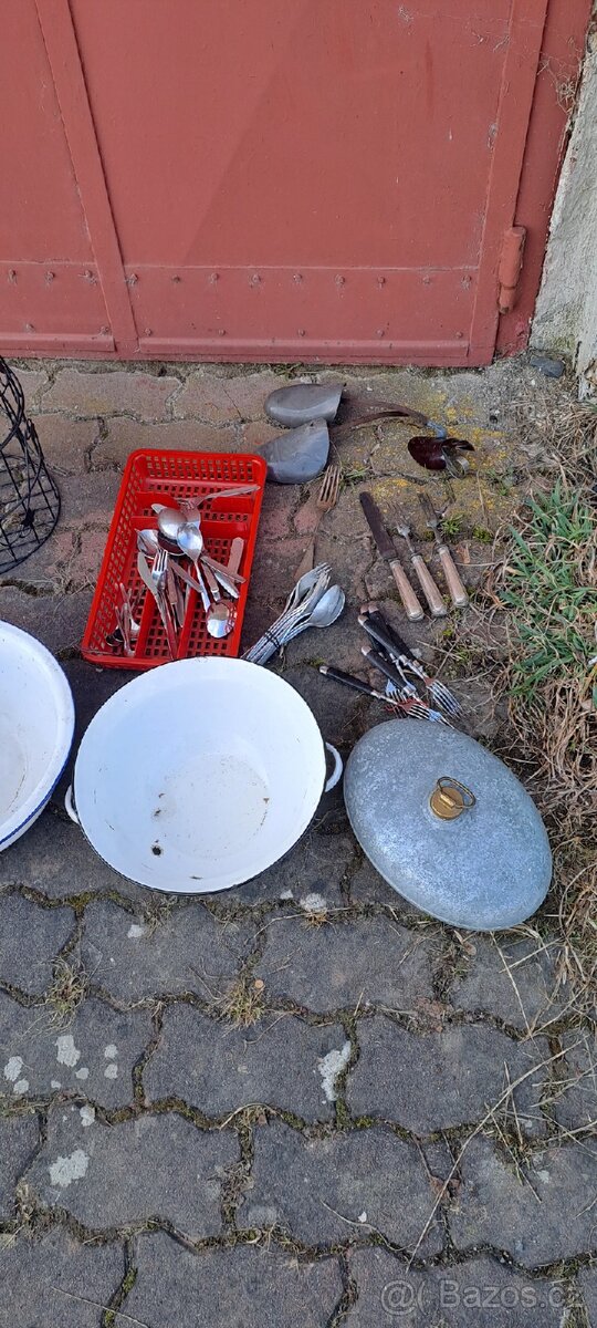 Všehochuť,úklid garáže - 5