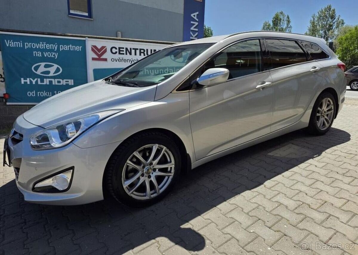 Hyundai i40 1.7-100KW-KAMERA-AUT.KLIMA - 5