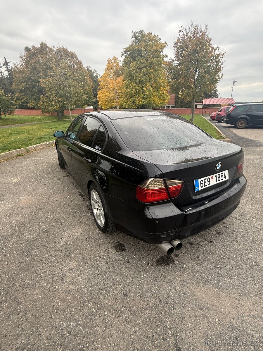 Bmw e90 320i rok 2005 - 5