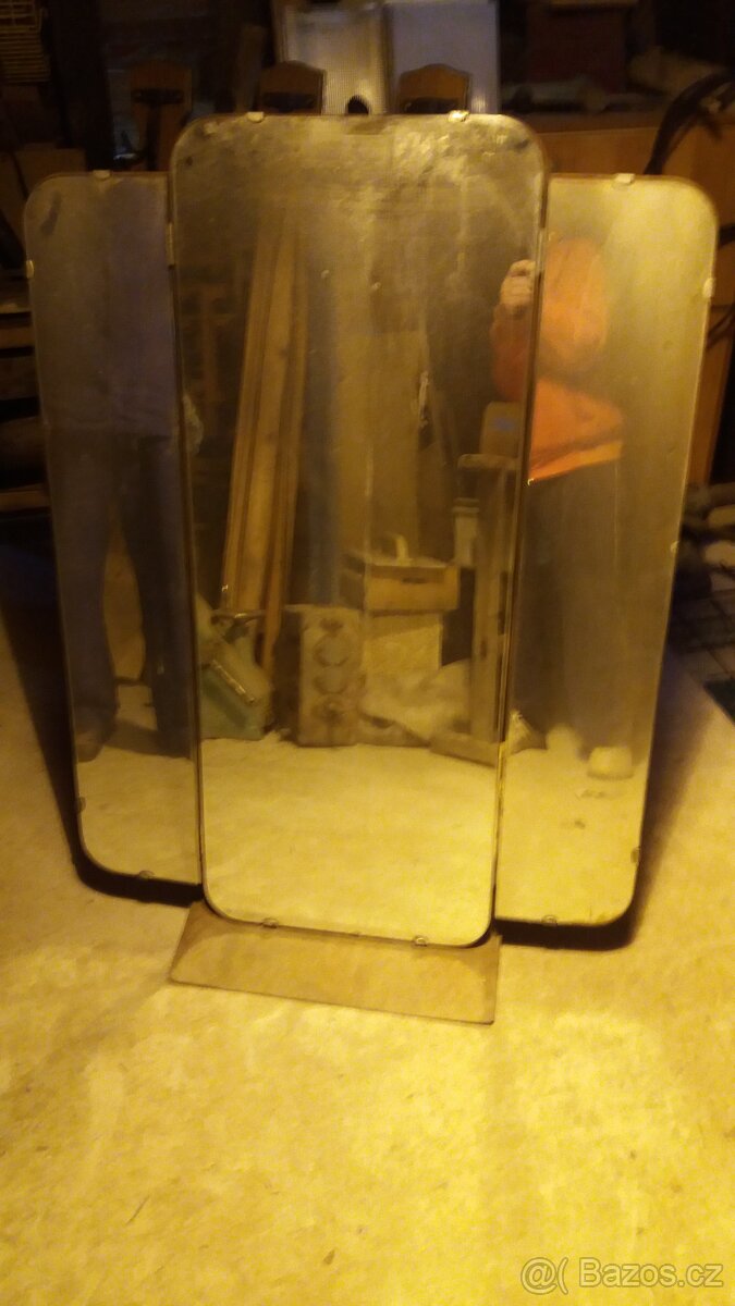 věšák a zrcadlo - 5