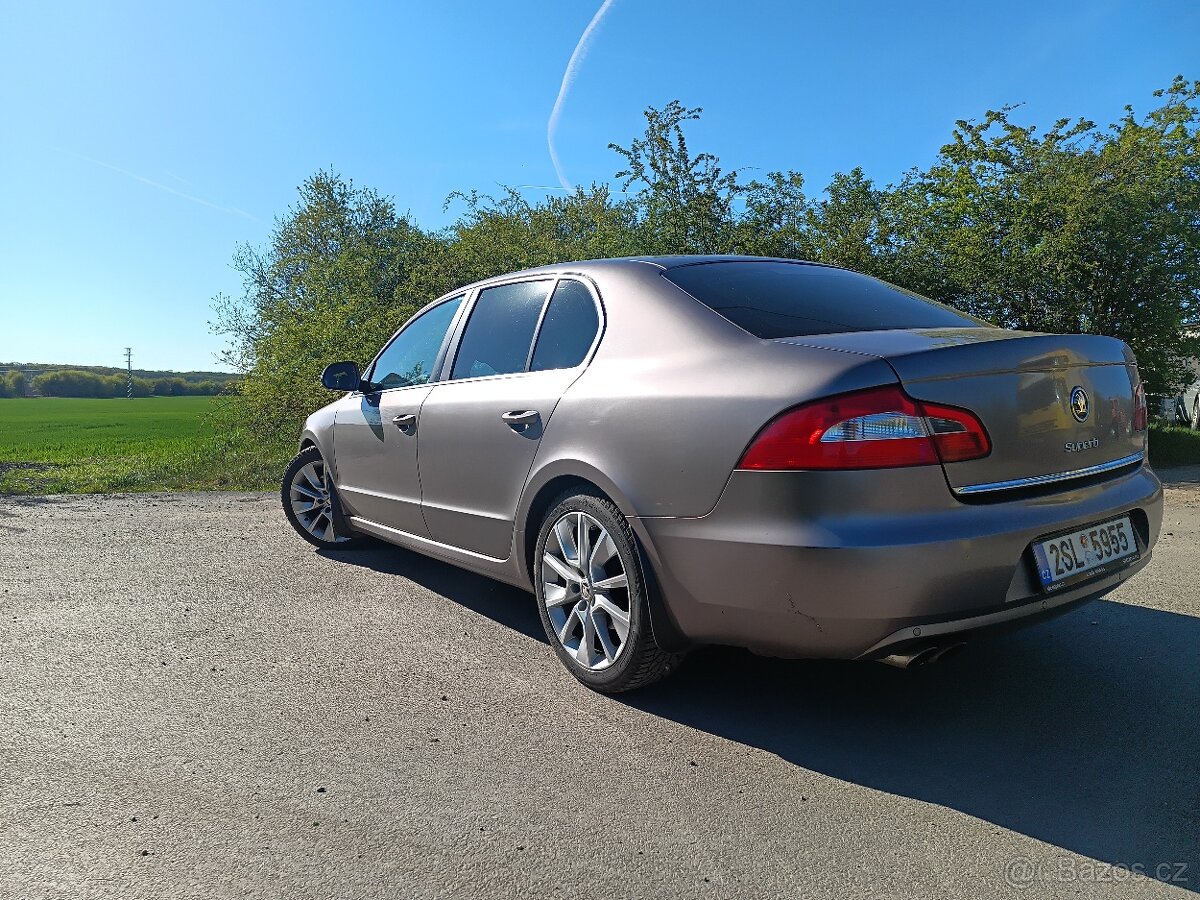 Škoda Superb - 5
