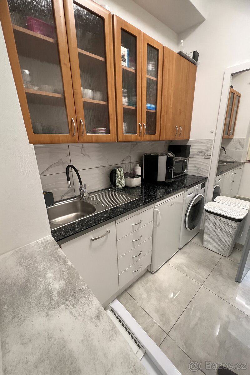 Pronájem kadeřnických míst - 5