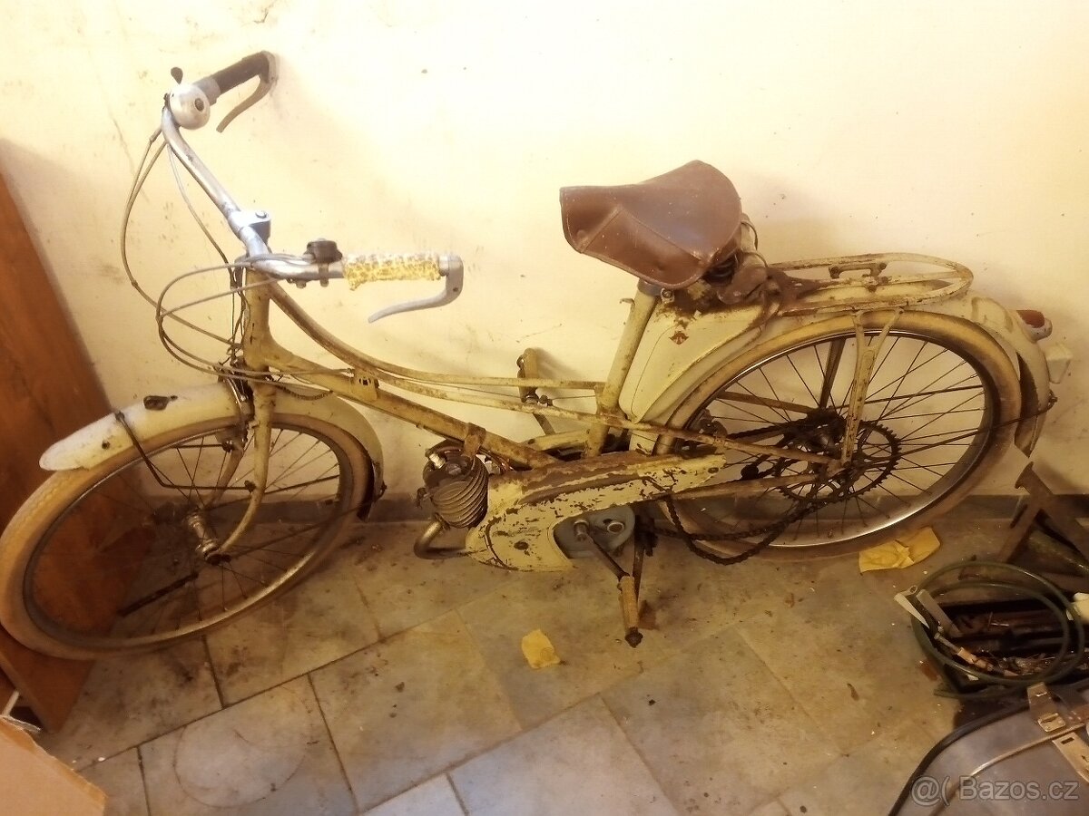 Motokolo moped Peugeot AV3 - 5