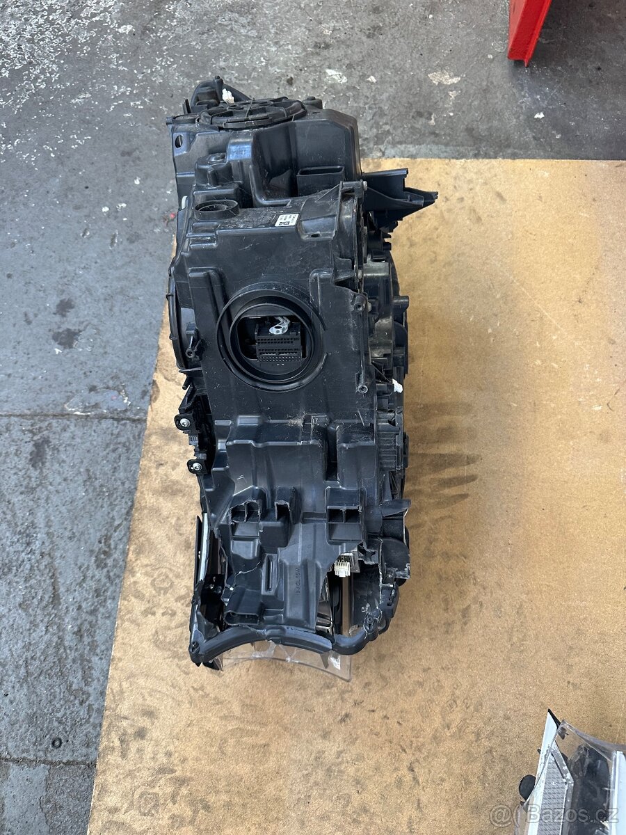 Laser světlomet BMW 7 série G11/G12 - 5