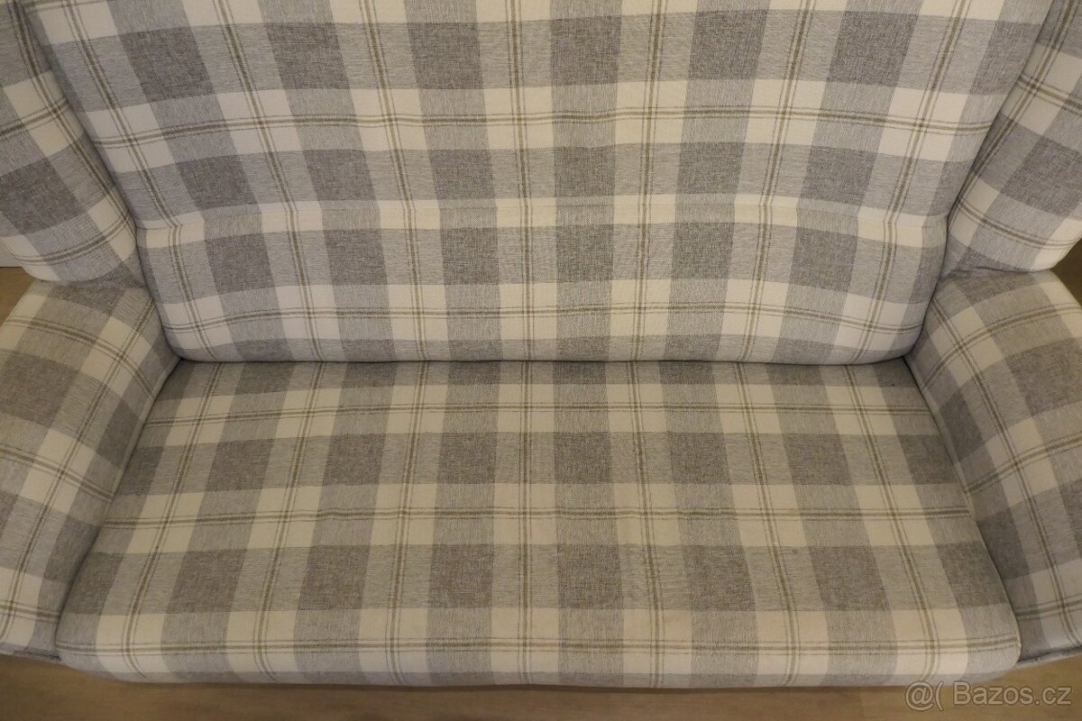 Dvoumístná pohovka - 5