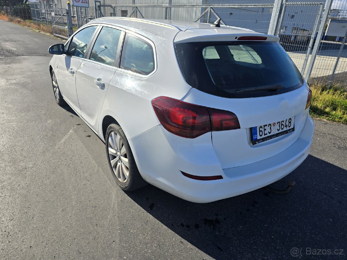 Opel astra j 1.6 - 5