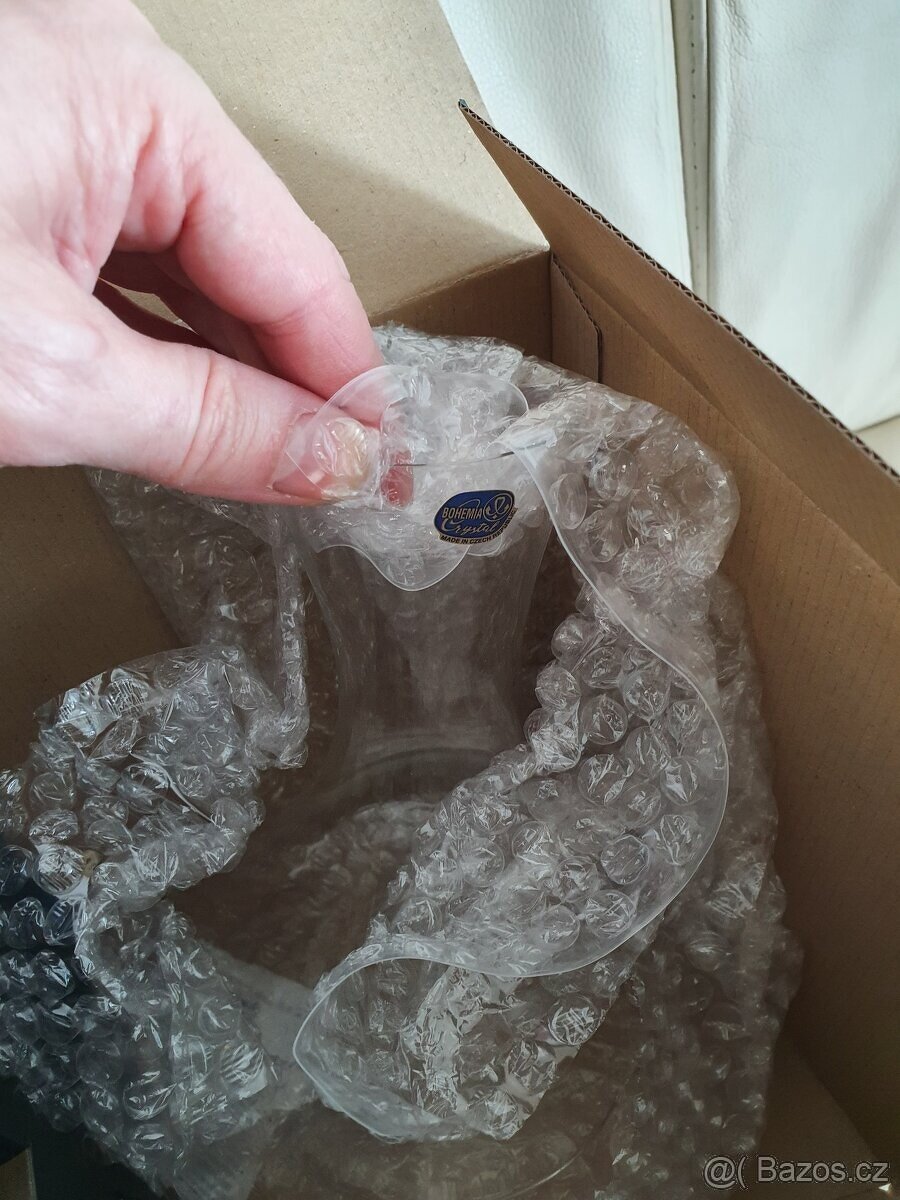 Karafa na víno a sklenice od Bohemia Crystal - 5