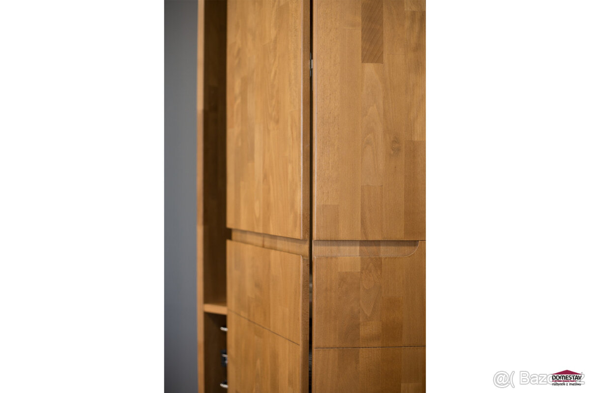 Skříň z masivu - pološatní - 5