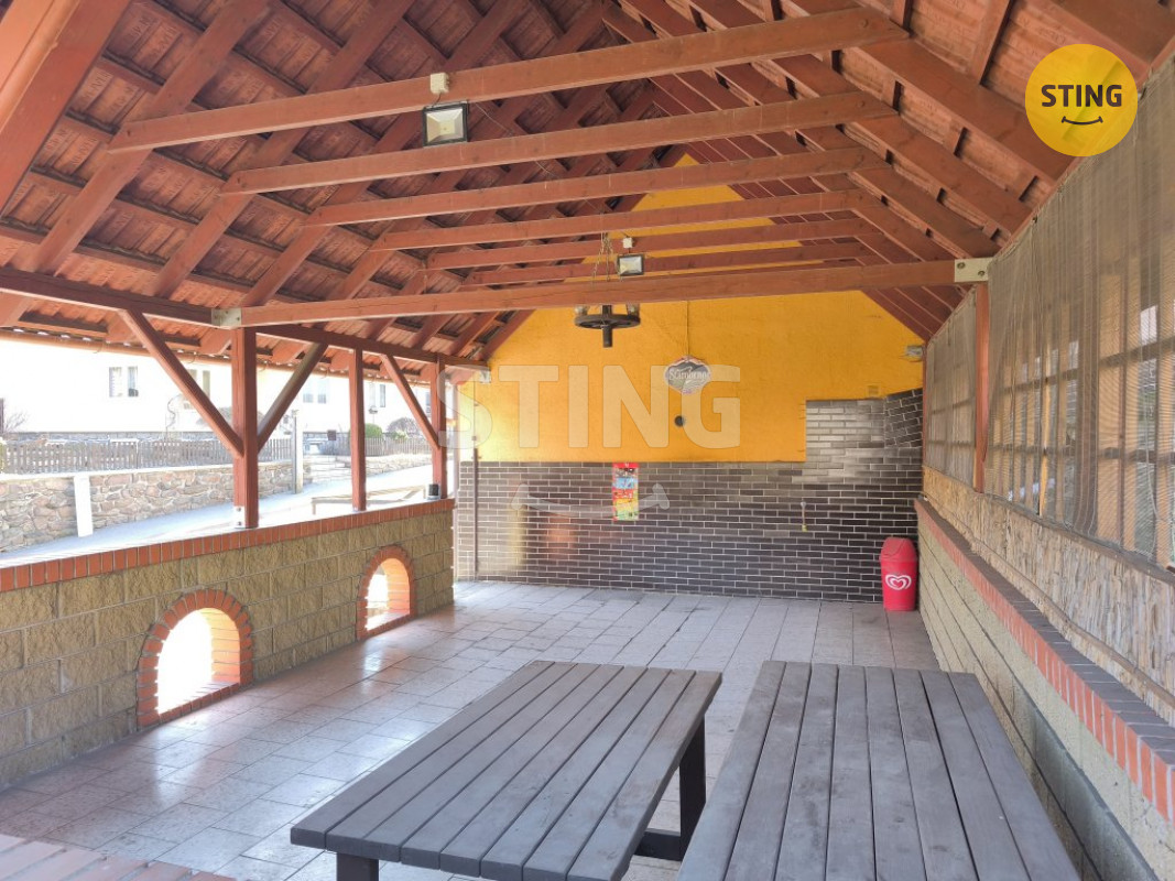 Dům se dvěma bytovými jednotkami, 132156 - 5