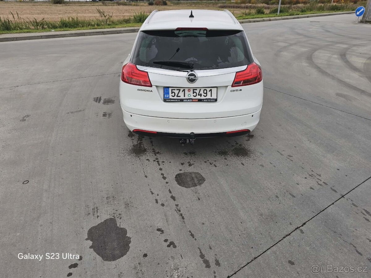 Opel insignia tourer 4x4 - 5