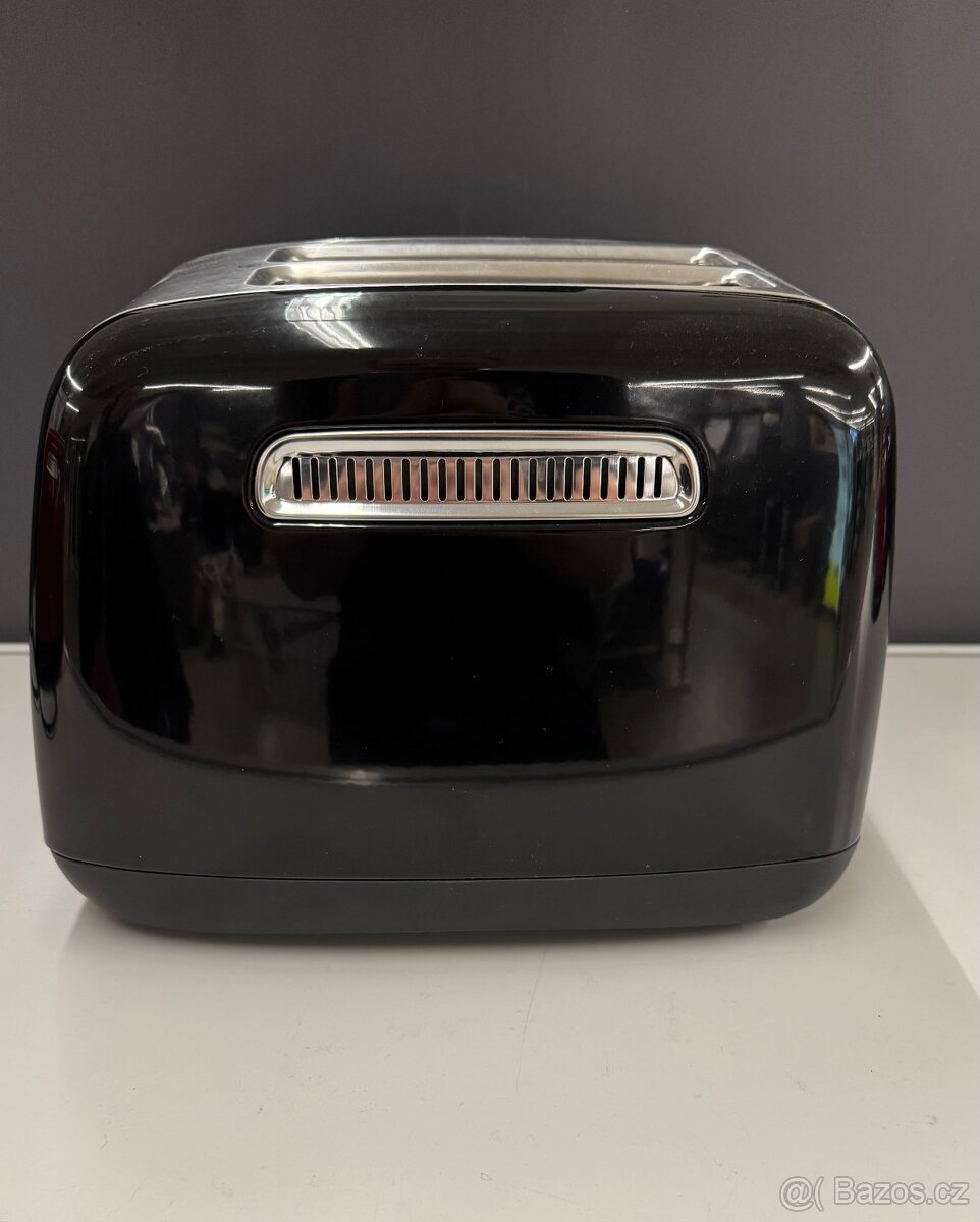 KitchenAid toustovač 5KMT221EOB černý - 5