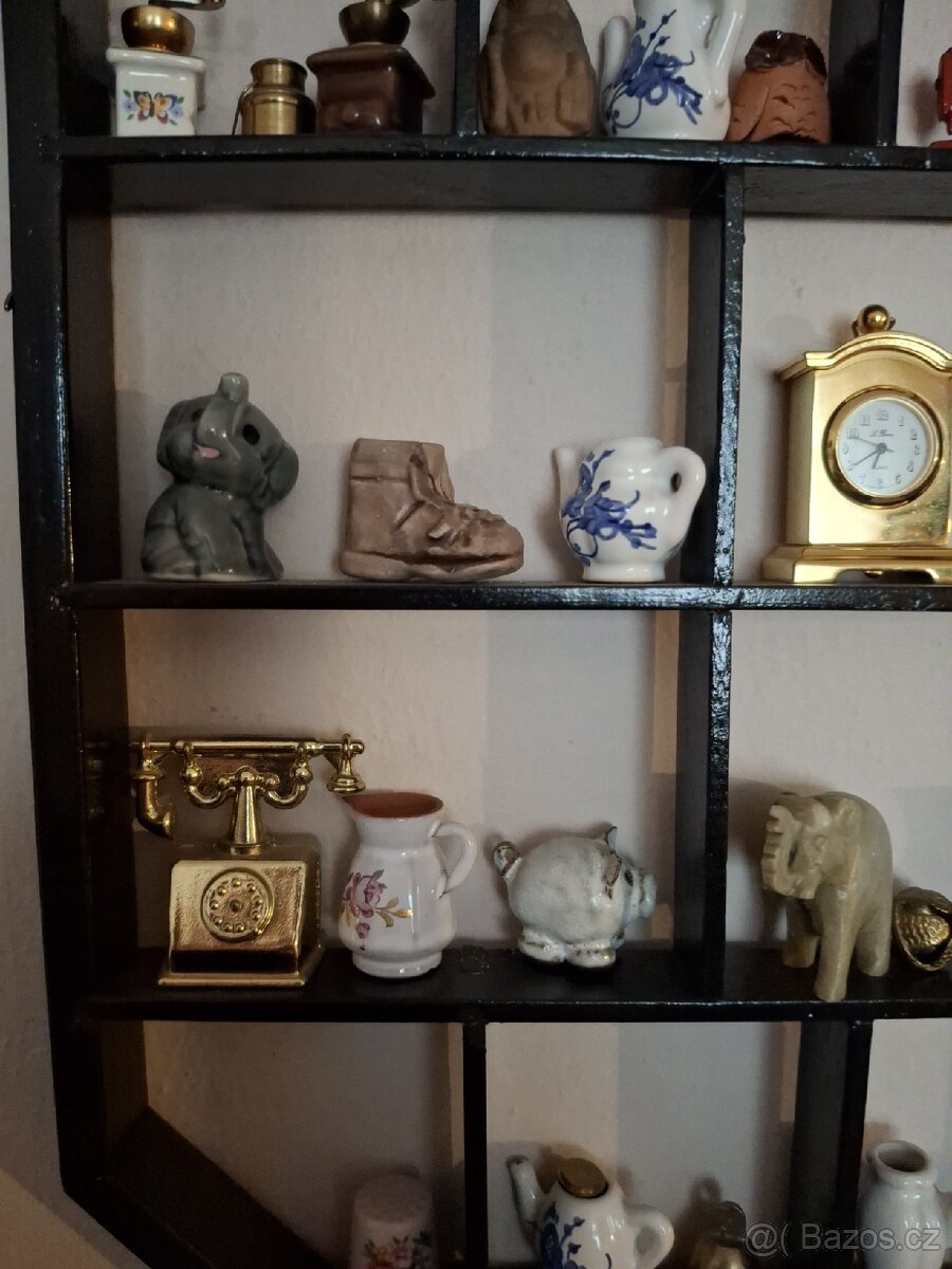 Vitrína s miniatury - 5