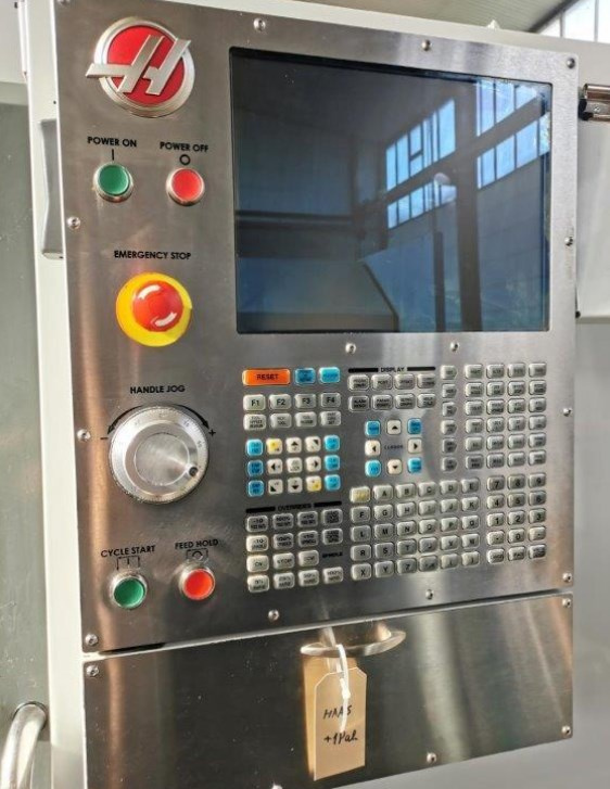 Obráběcí centra - vertikální VF 6/40 - 5