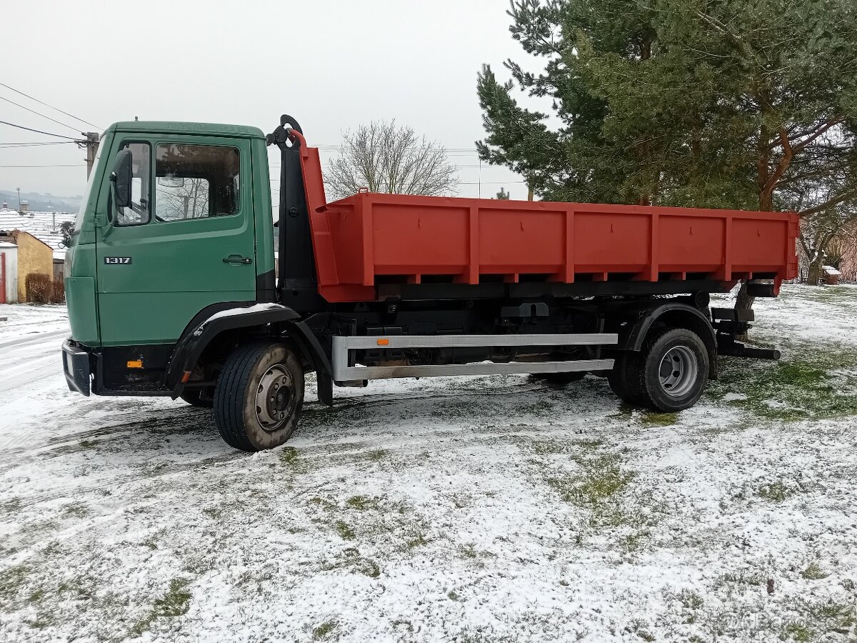 Mercedes 1317 nosič kontejnerů - 5